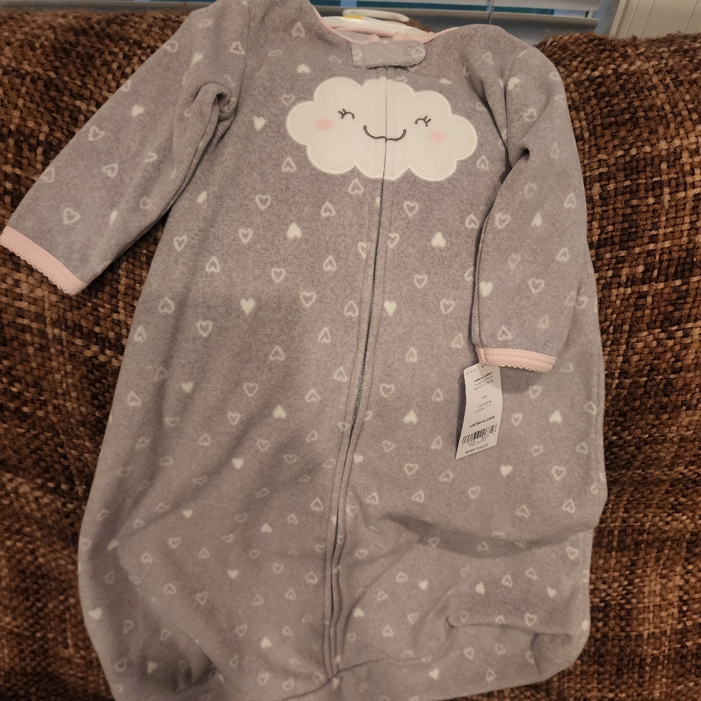 Infant wearable blanket- bottom closed.